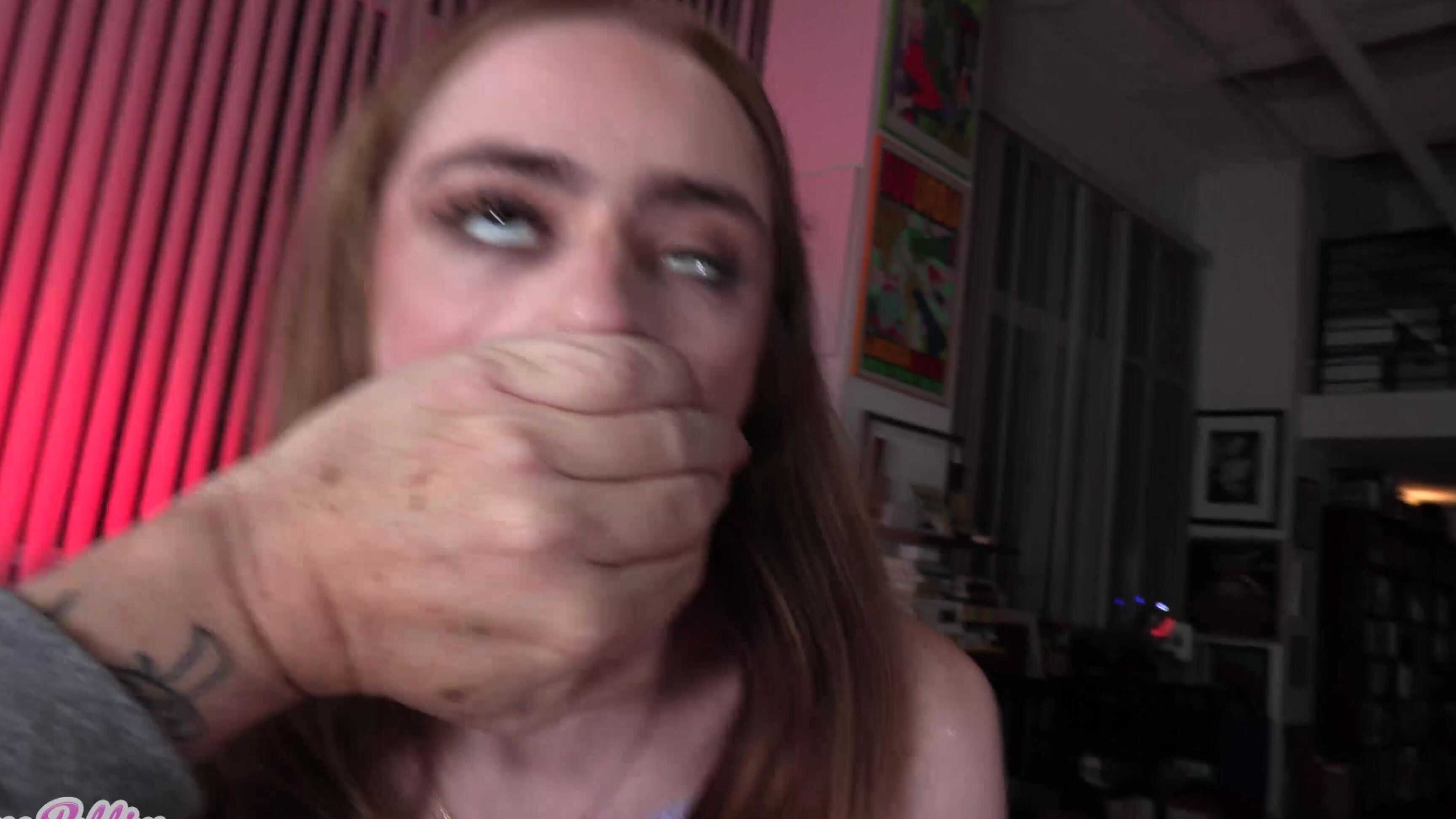 ItsReeseRobbins - STEPDAUGHTER FUCKS PERVY DAD POV - ManyVid Manyvids