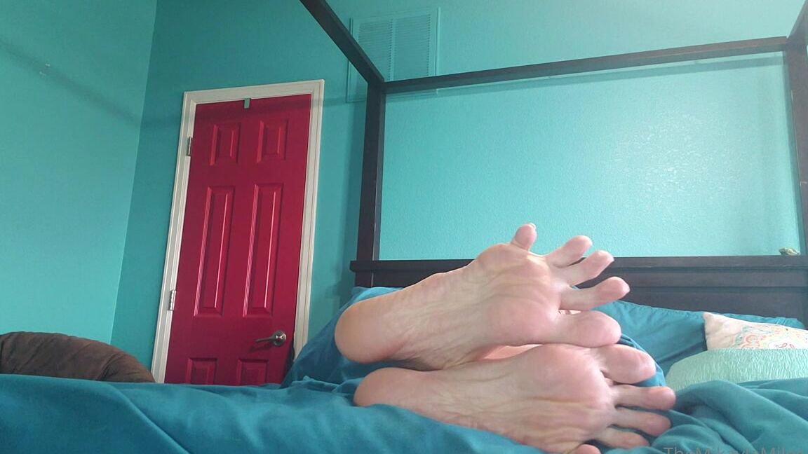 Themikaylamiles Sleepyfeet Toespreads Longtoes Bigfeet Mikaylamiles Whitetoenails Toespreads Video
