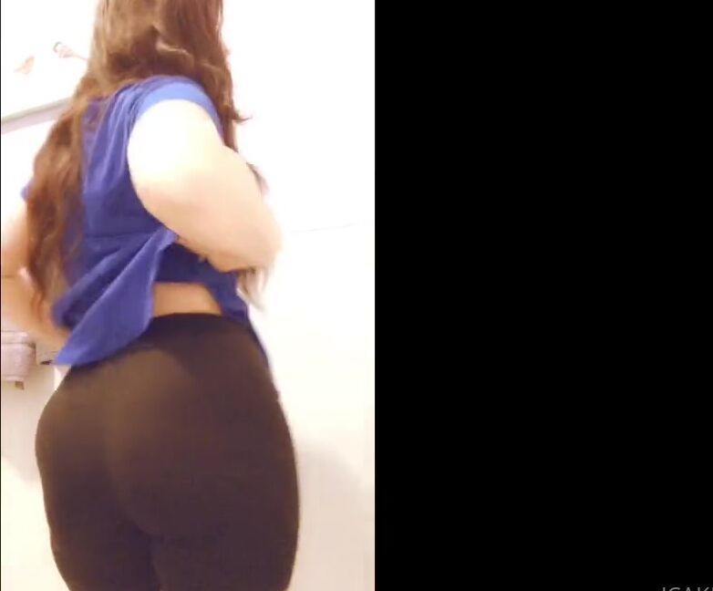 Jenelle Jcakes Nicknamed Jcakess Onlyfans Strip Dance Zoom In Guys