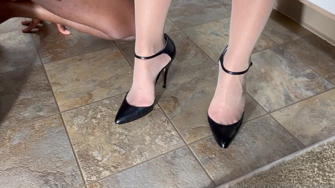 Hergoodtimeinheels Nicknamed Hergoodtimeinheels Onlyfans Video 356