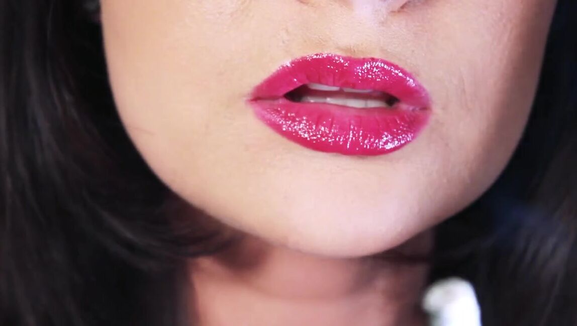 Abbiecat Onlyfans Lips Full Close Up Sexy Smoking Lips Close Up Smoking Cork Meharis Lighting Up With Matches Check