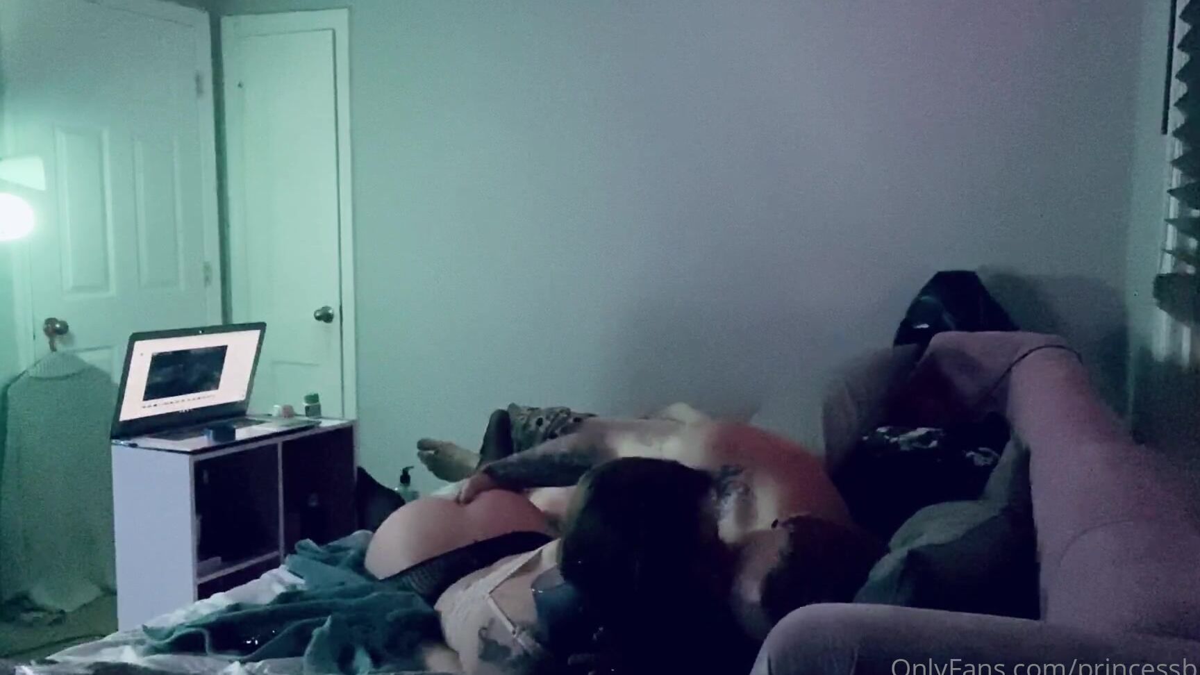 Princessbibbly Sending Out More Of This Video To Everyone With Reb