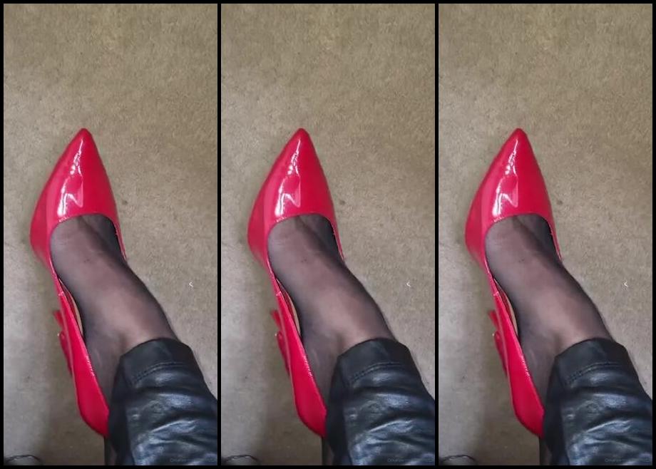 Miss B Nicknamed Missb52S Onlyfans 04 05 2023 Red Shoes Black Nylons Now Lick