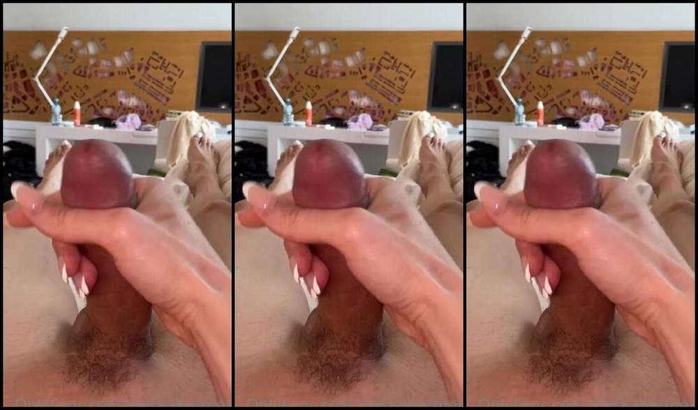 Goddess Alaska Nicknamed Alaskahotmess Onlyfans Here S A Nice Warm Cumshot For You So You Can Jerk Off And Cum With Me Wished It Was In Your Premium