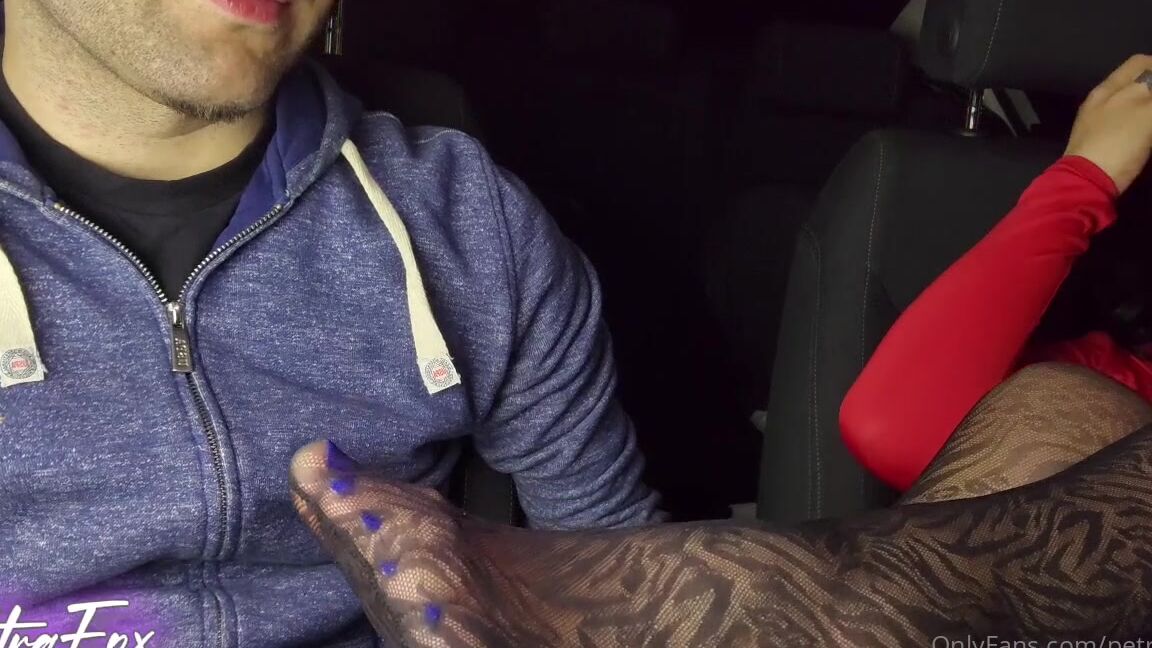 Petrafox Yeme E Kt M Ocu Un Penisini Kilitleyip Anahtar Na Da Bir G Zel El Koydum S