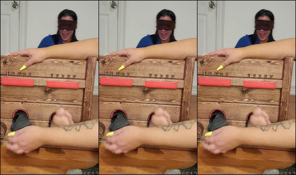 u184265127-10-05-2022-2436321052-police-officer-amy-captured-and-tickle-interrogated