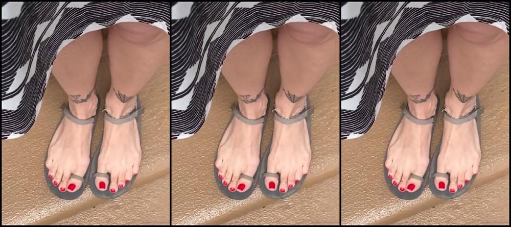 Catprincessfeet Onlyfans I See Why People Stare Slomo Video Coming Soon 5