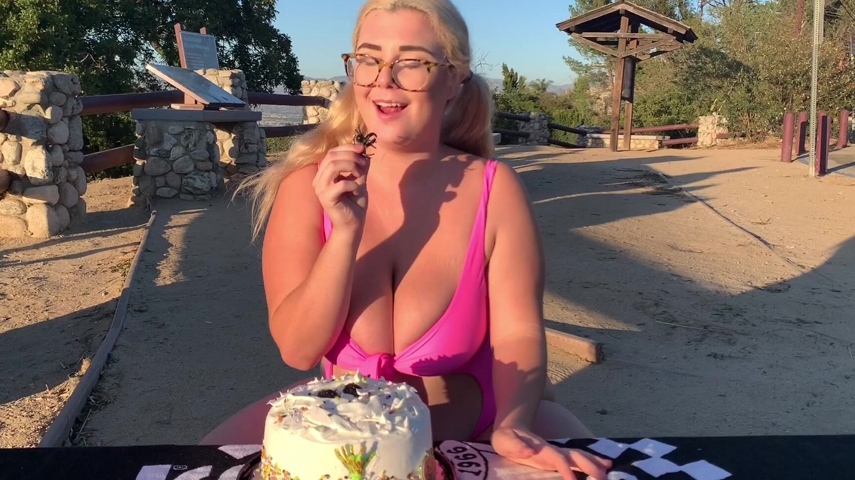 Cinnamonnbaby Message Me For The Full Cake Smash