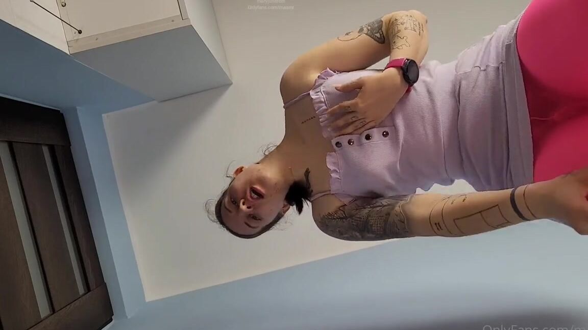 Masmr Onlyfans 8April Barbie Trampling You Wearing High Heels Floor Pov And Wild Pink Opaque Tights