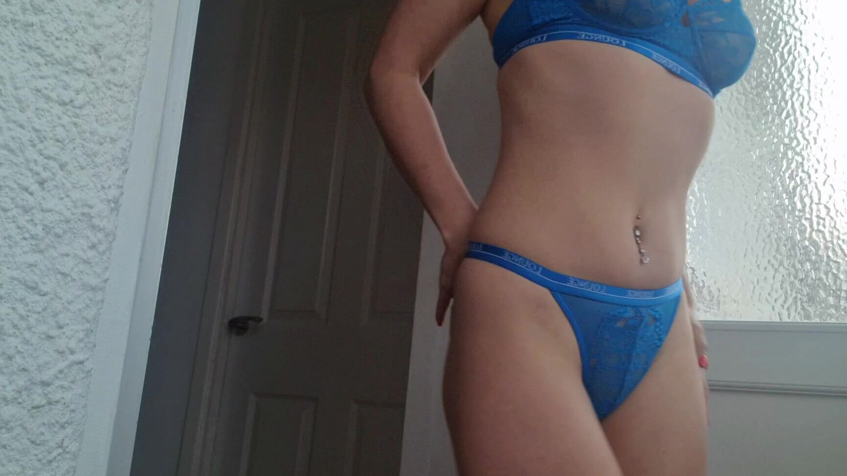 Theenglishrose Hubby At Work Why I Suck Off Random Guy