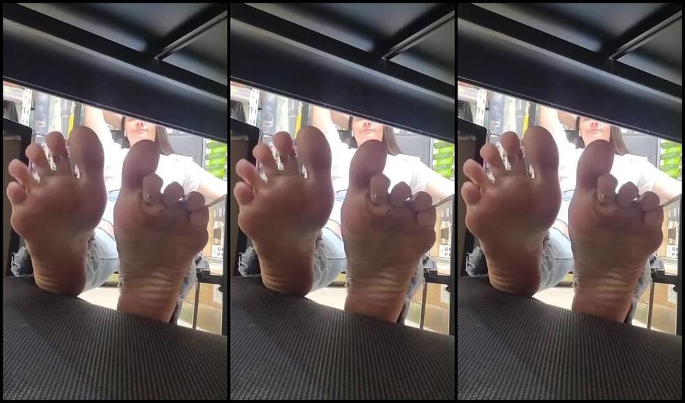 Goddess Nicole Aka Nicolesgoddesssoles Foot Fetish 03 20 2024 Onlyfans Video Were At The Table Me You Our Spouses And Some Friends