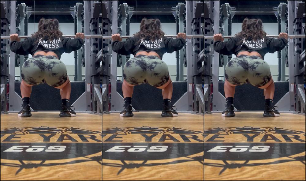 Littlesexybihhh 3329686098 05 22 2024 Working This Asss