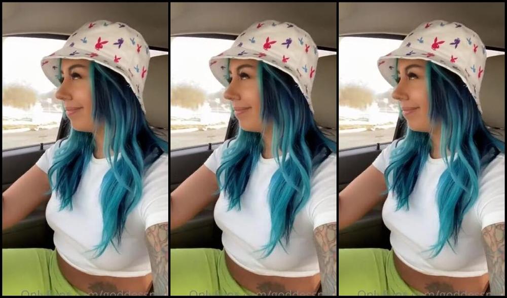 Goddess Nixie Nicknamed Goddessnixie Onlyfans Driving On The Road With My Boobies Out Tip If You Want To See More Of This Content Public Exposu
