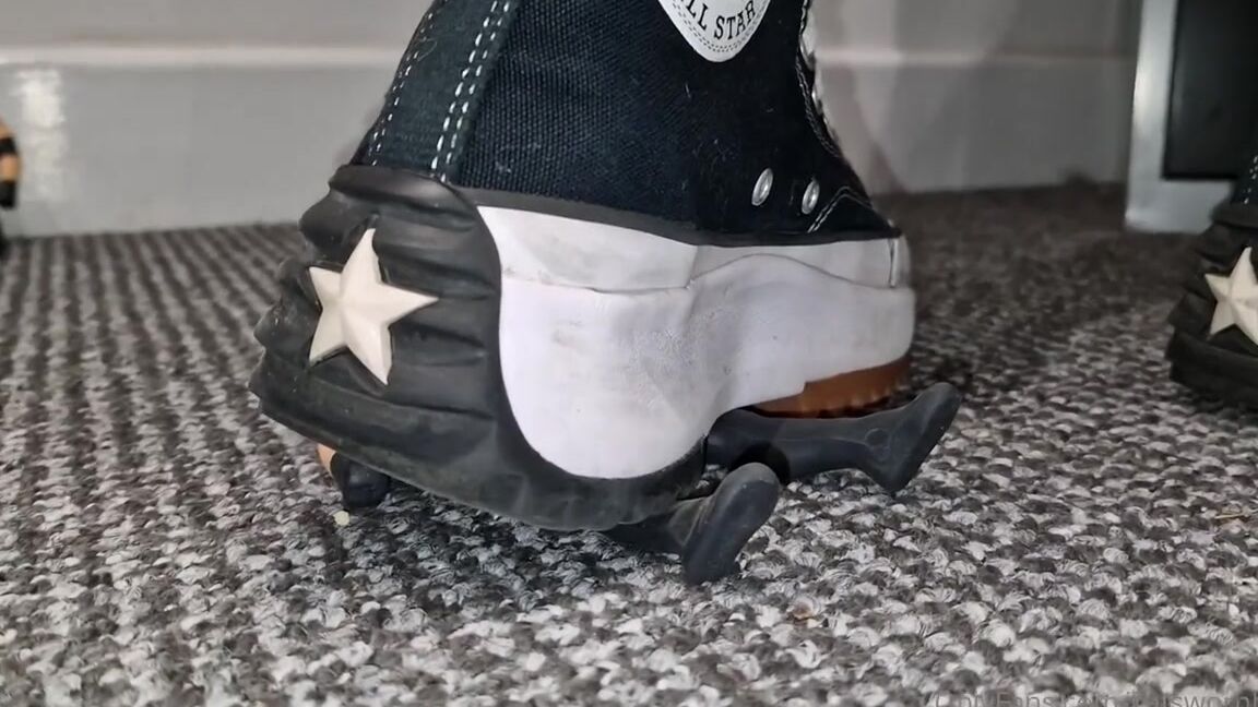 Kats Worn Heels Nicknamed Katswornheels Onlyfans Pretty Foolish To Lie On My Floor When I Dont Even Know Youre There