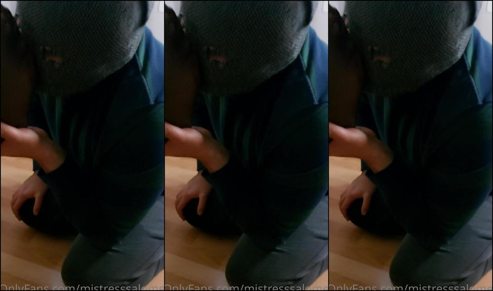 Misslouandreas K Leye Diliyle Ayakkab Ve Ayak Temizletme Ezik K Pek Burada Kendinden Ge Mi Hipnoz Olmu