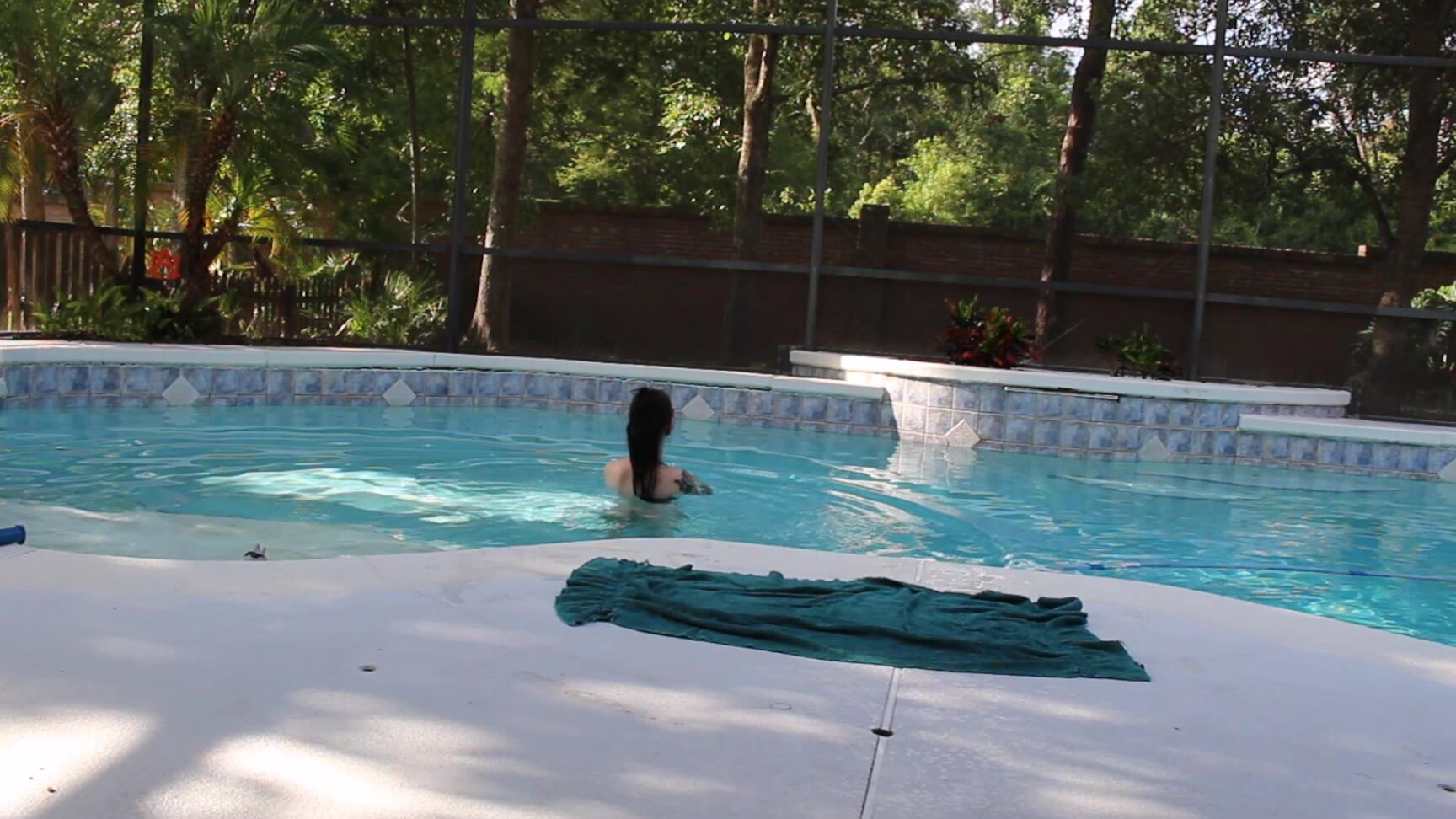 Countingmycrosses Petsitter Goes Skinny Dipping