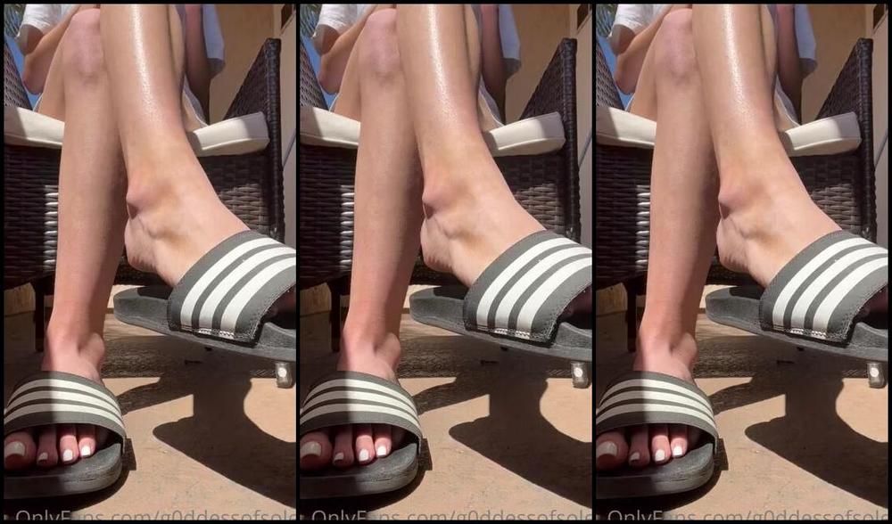 G0Ddessofsoles Nicknamed G0Ddessofsoles Onlyfans Video You Should Watch These Videos On Your Knees Every Morning