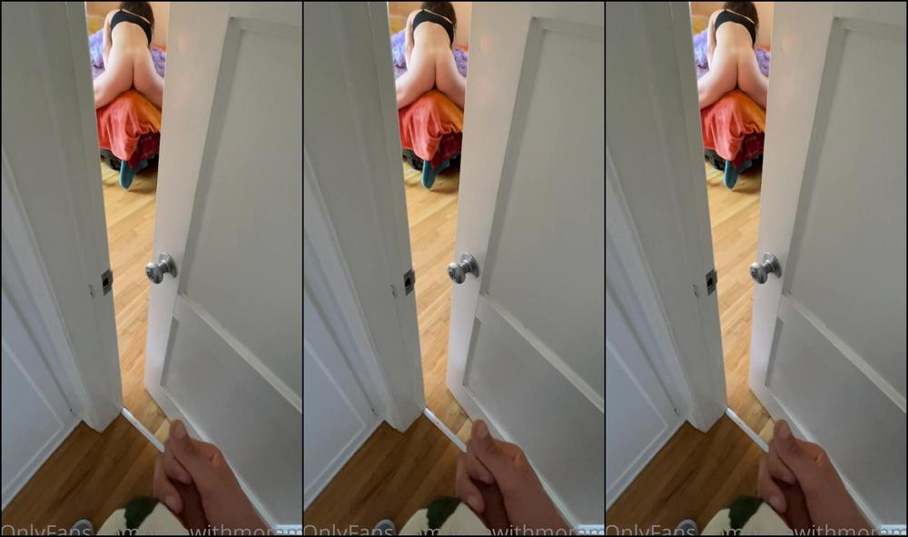 vibewithmommy-11-02-2022-2358021049-this-is-what-i-think-is-the-hottest-kind-of-content-the-sneak-the-peak-and-the-leak-w