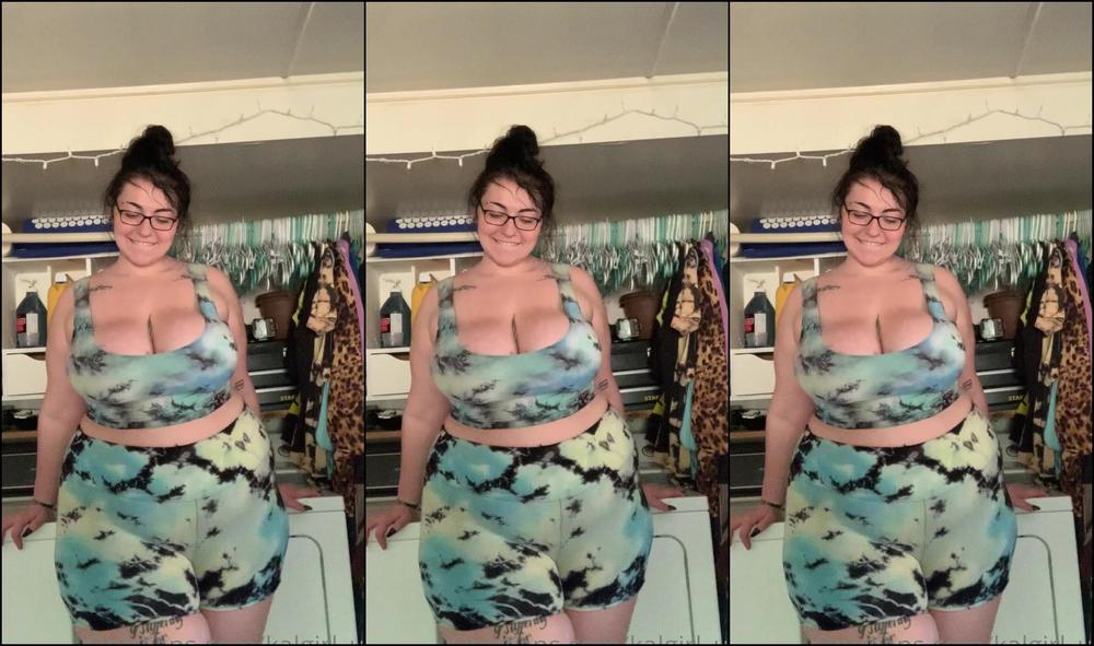 Kalliente 784176299 08 27 2020 I M A Hot Mess I Ve Been Cleaning All Day And Catching Up On Errands Come Have