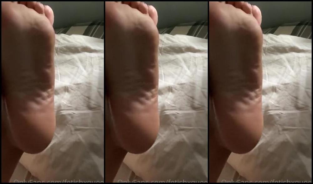 Fetishxqueen Onlyfans Rainy Days Pillow Feet