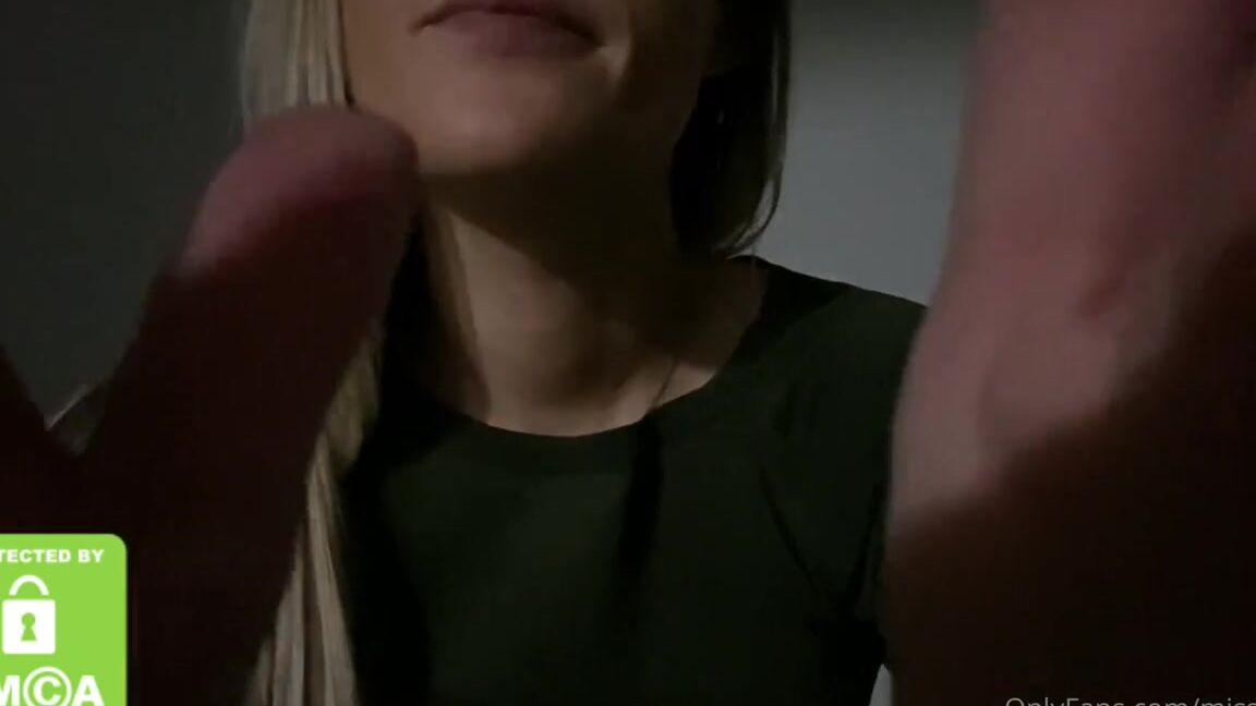 Miss Cassi Nicknamed Misscassi Onlyfans This Will Make Your Ears Bleed Lol I M Sorry I M So Bad At My Job