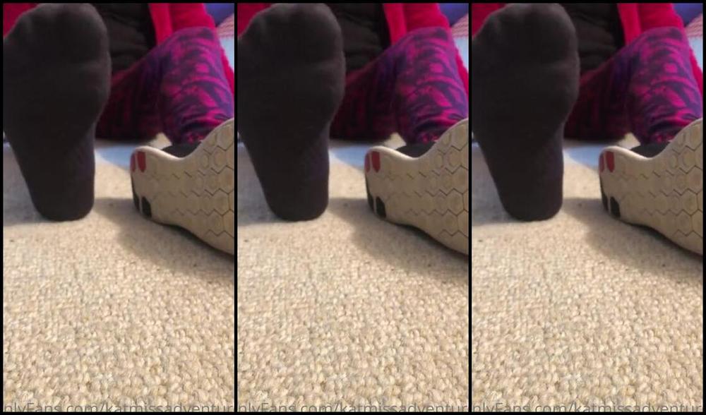 Adventuretoeskat Nicknamed Missadventuretoeskat Onlyfans Sending These Thangs Out Tomorrow