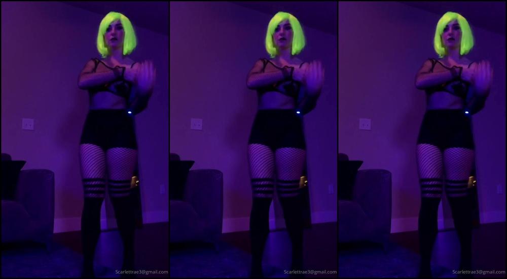 Scarlett Rae What Are You Doing Tonight Any Crazy Halloween Parties Send Pics