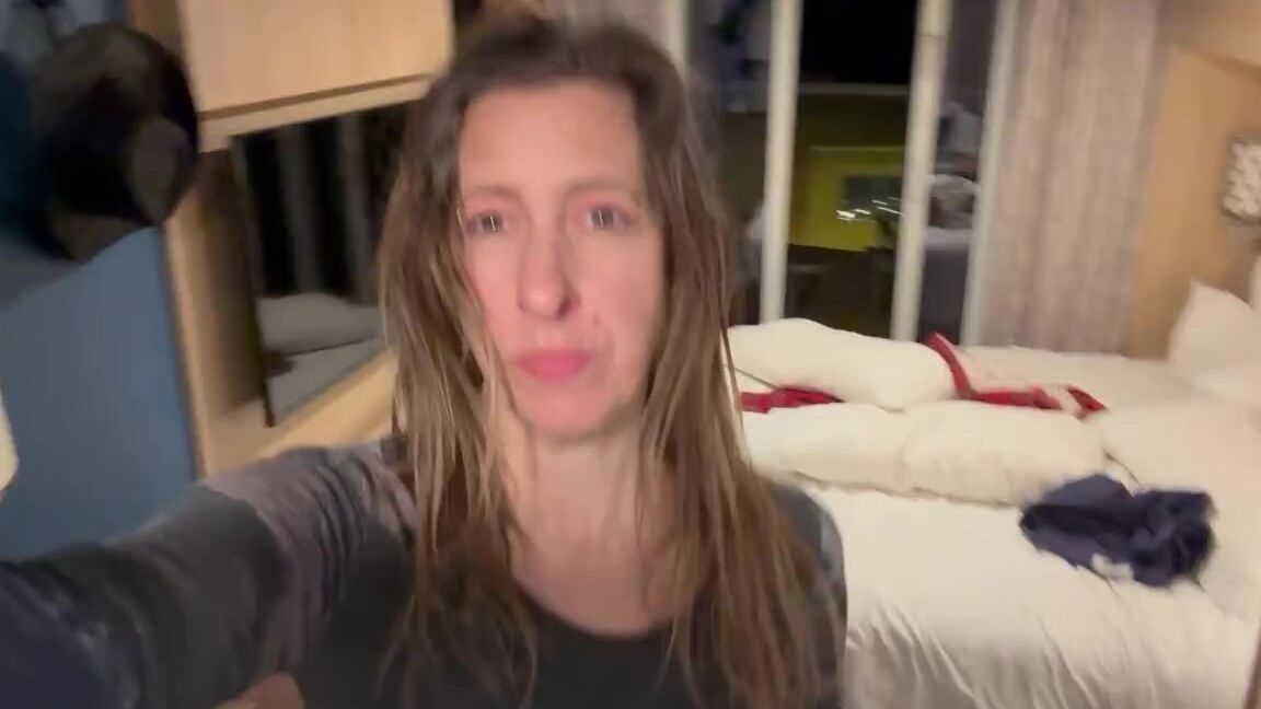 Longtoesally Nicknamed Longtoesally Stormy 04 23 2025 Onlyfans Video Show Off In My Juicy Sweats Then Get In Sexy Jean Shorts To Ho Out On