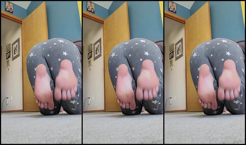 Mplfeet Vip Nicknamed Mplfeet Vip Onlyfans I Know You Love When I Tease You With My Ass And Soles2