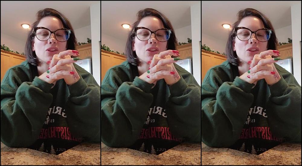 Thebrittanyxoxo Daily Ramble Video And Christmas Movie List Photos Any Videos I Missed