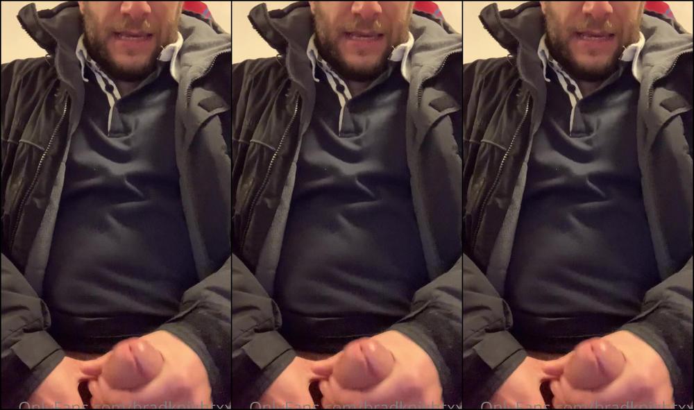 Bradknightxxx Check Me Out Jizzing In A Glass