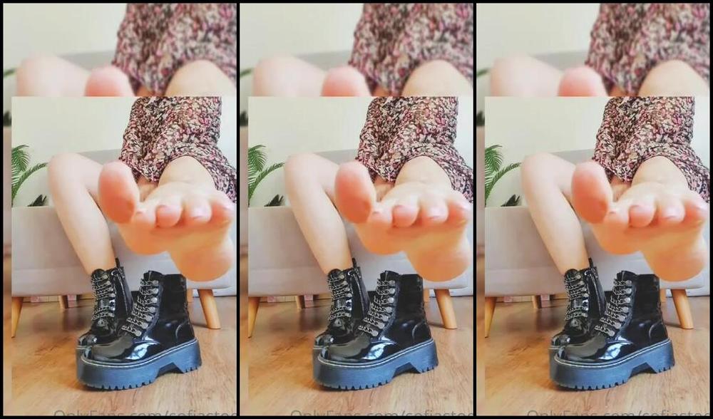 Sofiastoe Aka Sofiastoes Onlyfans Slowly Taking Off My Boots For You I Want Your Hands To Take Care Of My Gorgeous Feet Sweaty Cle