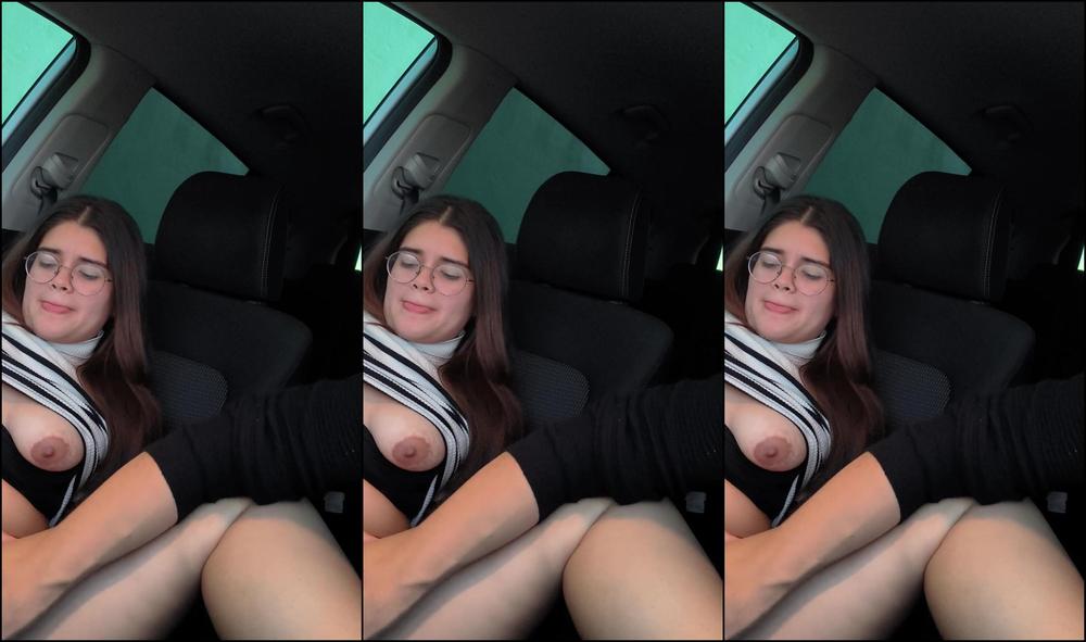 "Wifey" Uber Driver, Vertical Video Pov, Verdaderas Parejas, Porno Hd, Colombia, Culo Grande, Pussy, Publico, Adolesentes, Petite, Amateur Car Sex, Culona Gym, Real Uber, Uber, Public Stranger, Car, Suggest Wifey Uber driver turns cute Colombian girl