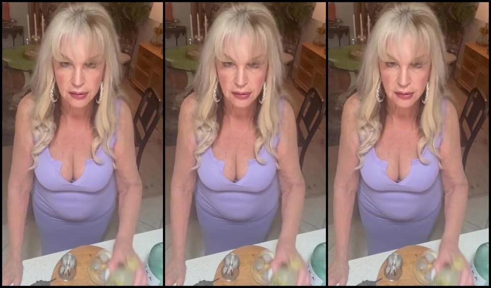 Avb Gilfgoddess Vip Nicknamed Avbgilfgoddess 05 03 2024 Onlyfans Video Friday Night At The Movies Lavender Wet Dreams