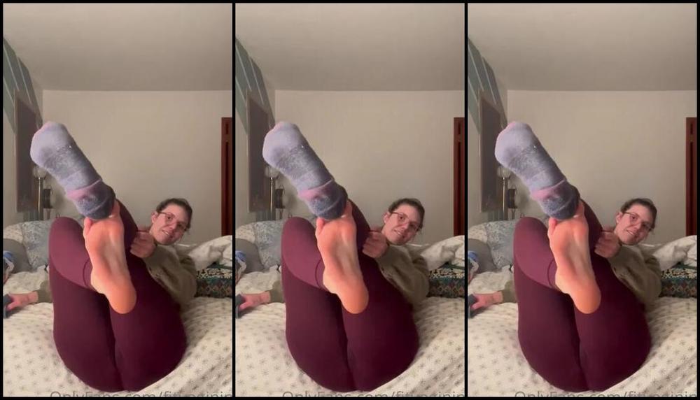 Nina Aka Fityoginina Onlyfans Did I Hear You Wanted To Sniff My Feet After A Long Day And Then See Me Twerk