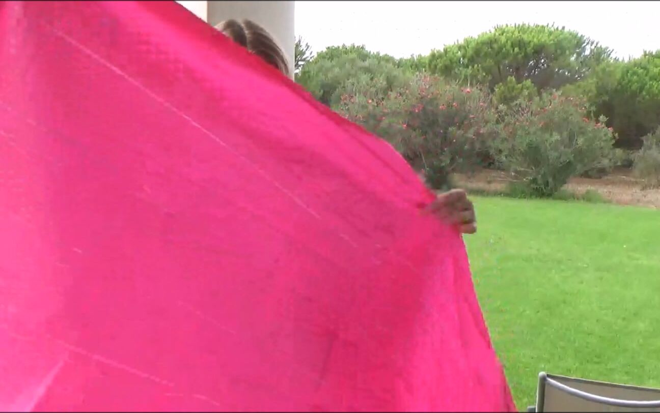 Penny Lee Blowing Up The Lilo Hd