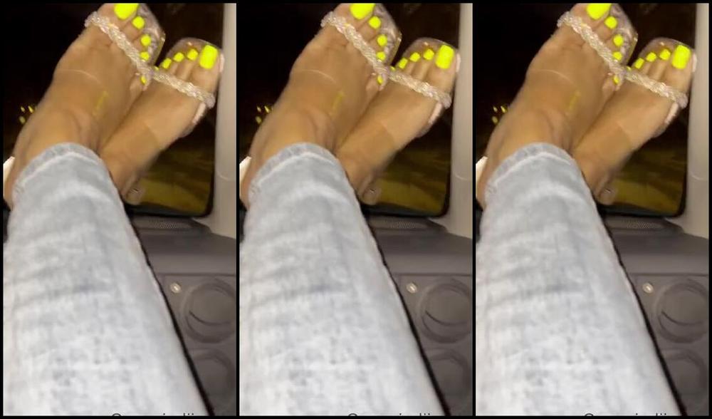 Queenjodiieetoes Aka Prettyfeetonly1800 Onlyfans Car Vibes Be Lit Don T Own Rights To Music