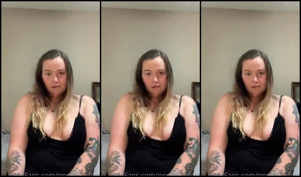 Porcelain Goddess Aka Porcelainfeets Onlyfans Taking Off My Nylons