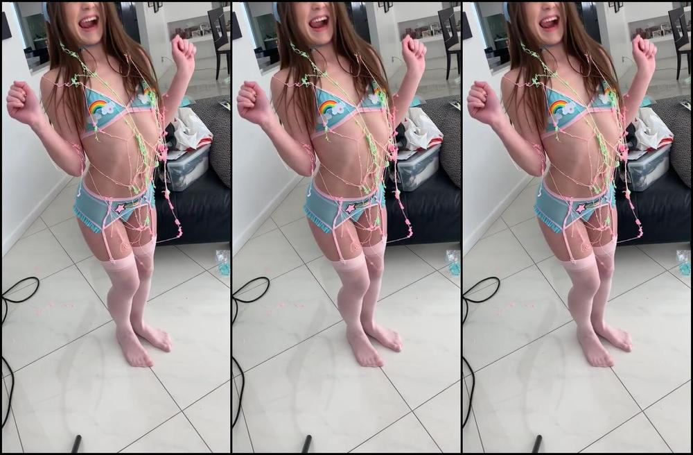 2019 12 27 113031498 More Unicorn Hehe