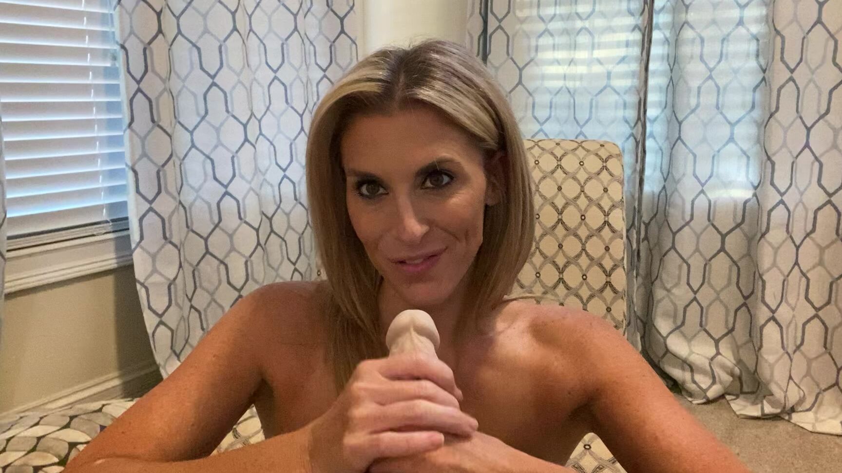 Fantasy Dildo, Handjobs, JOI, MILF, POV rose joi ManyVids