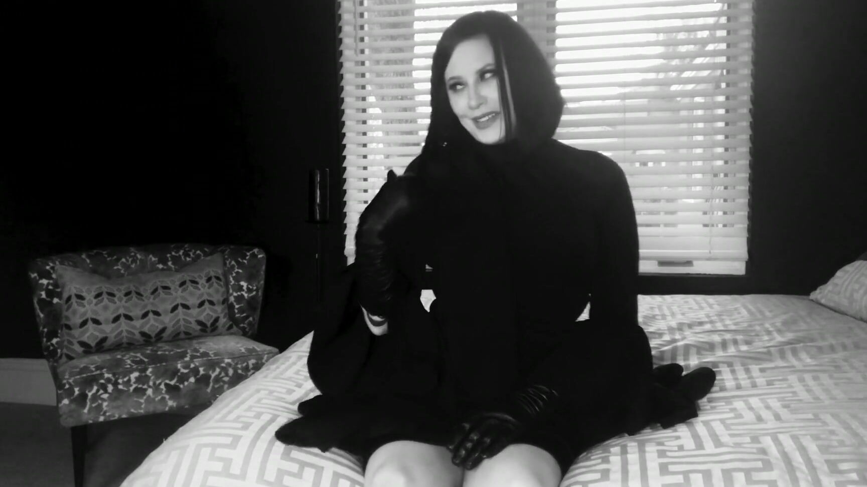 Maitresse Madeline Marlow Don T You Adore The Smell Taste And Texture Of Lea