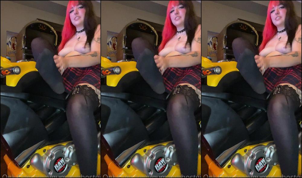 Gummyghostgirl 2021 09 29 2233140727 Wanna See What Gets You Banned From An Arcade