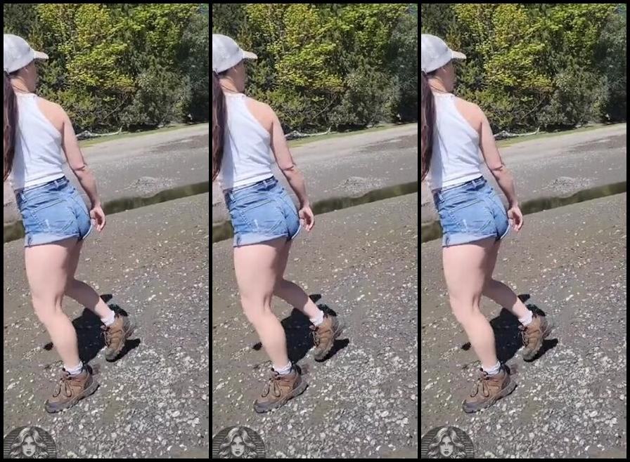 Beckywhyte Nicknamed Beckywhyte15 04 24 2024 Onlyfans Video Go Hiking With Becky