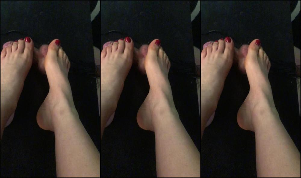 Mistress Gaia Trampling Footfetish