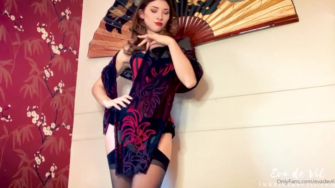 Eva De Vil Video Teaser Colour Test Clip Out Tomorrow Tease