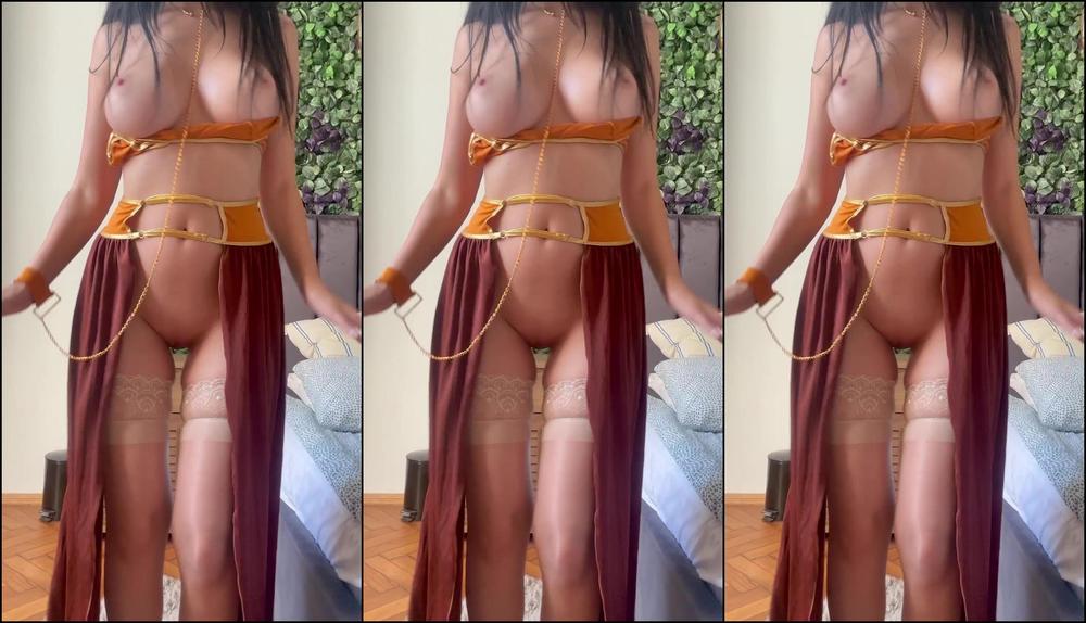 Atomicbrunette18 670