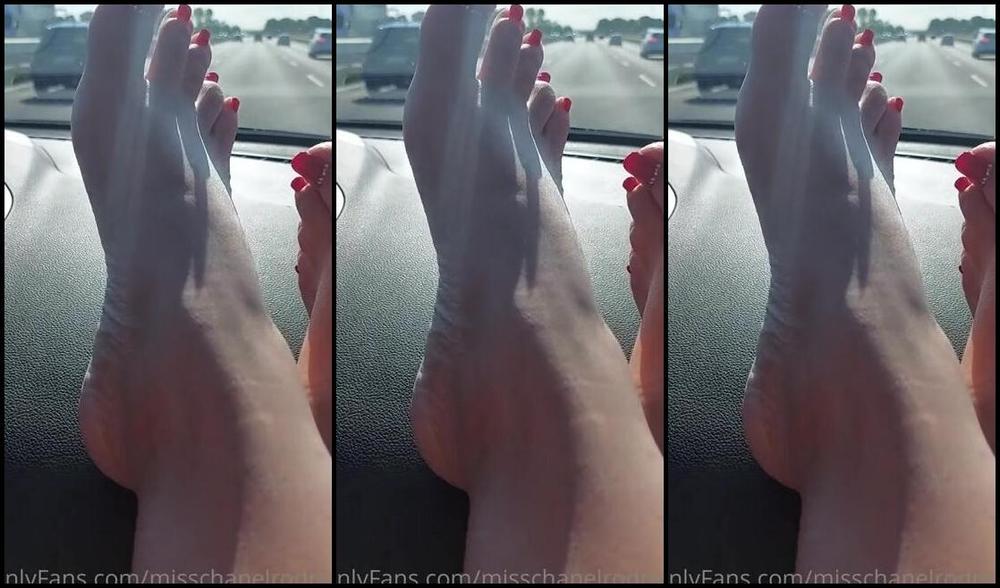 Miss Chanel Rodriguez Nicknamed Misschanelrodriguez Onlyfans Non Sono Regali I Miei Post Ma Provocazioni Per Farvi Sbavare E Farvi Venire Voglia Di