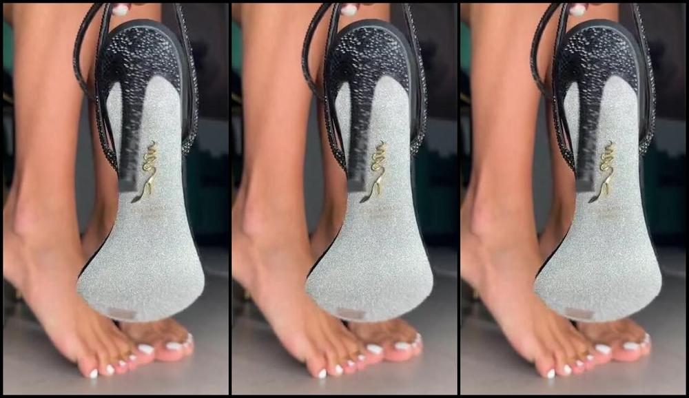 Its Queen Kylie Aka Its Queenkylie Onlyfans 05 20 2024 My New Heels Get On Your Knees And Pay For Them J2N