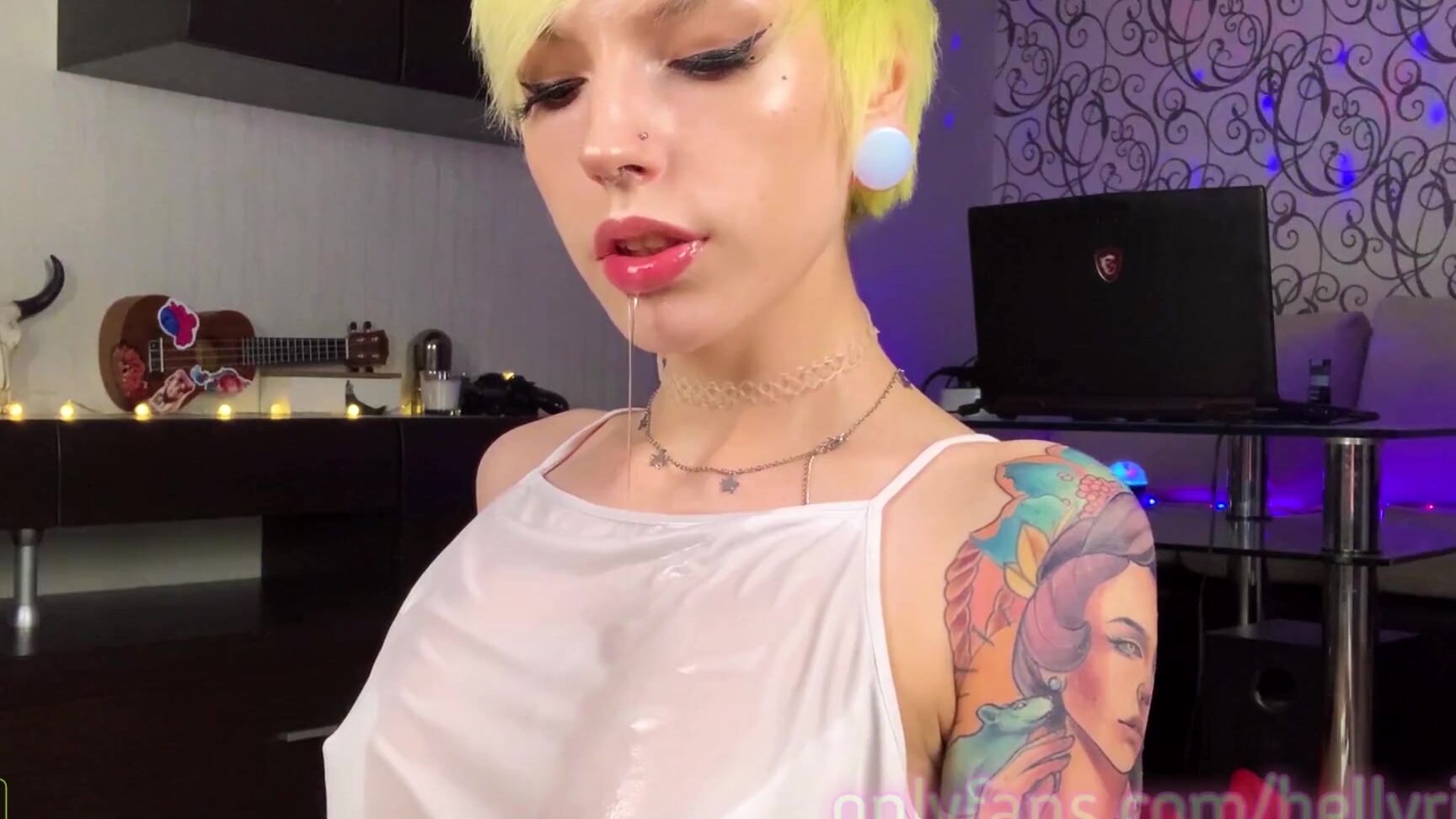 Tattooed And Pierced Helly Rite Makes Her Holes Wet Onlyfans Teaser Helly Rite