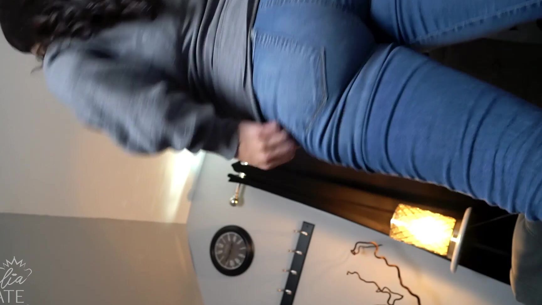 Talia Tate Jerk For Jeans